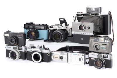 Lot 357 - A Mixed Selection of Cameras