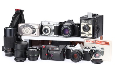 Lot 151 - A Group of 35mm Cameras