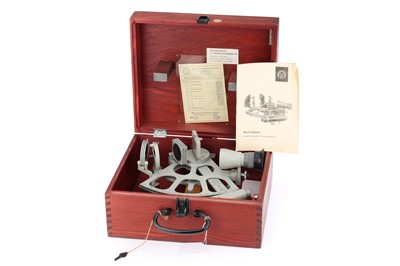 Lot 653 - A VEB Freiberger Prazisionsmechanik Drum Sextant