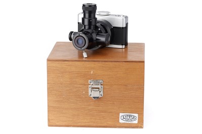 Lot 272 - An Olympus PM-6 Microscope Camera