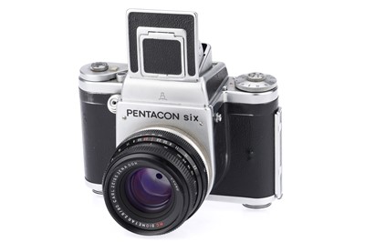 Lot 143 - A Pentacon six Medium Format SLR Camera