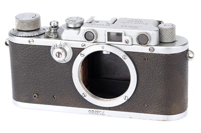 Lot 1 - A Leica III 35mm Rangefinder Camera
