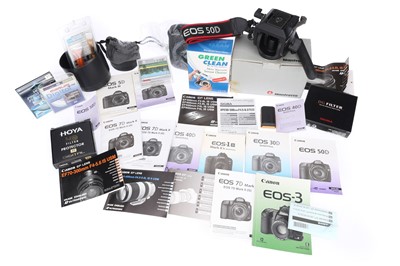 Lot 532 - A Selection of Camera and Photography Accessories