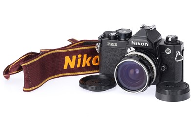 Lot 48 - A Nikon FM2 35mm SLR Camera