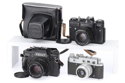 Lot 321 - A Group of Soviet Cameras
