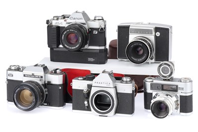 Lot 95 - A Selection of 35mm Cameras