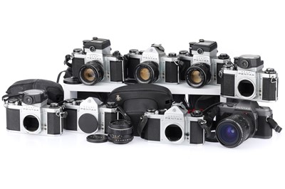 Lot 282 - A Group of Pentax Cameras