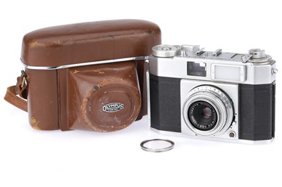 Lot 254 - An Olympus Wide-E 35mm Viewfinder Camera