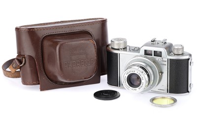 Lot 96 - An Akarette II 35mm Viewfinder Camera