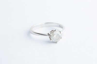 Lot 50 - A 18ct White Gold Diamond Solitair Ring