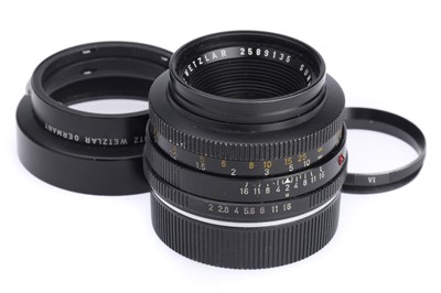 Lot 30B - A Leitz Wetzlar Summicron-R f/2 50mm Lens