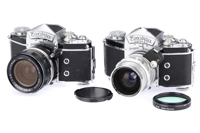Lot 159A - A Pair of Ihagee Exakta Varex IIa 35mm SLR Cameras