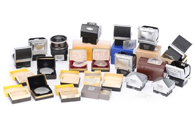 Lot 551A - A Collection of Ihagee Viewfinders