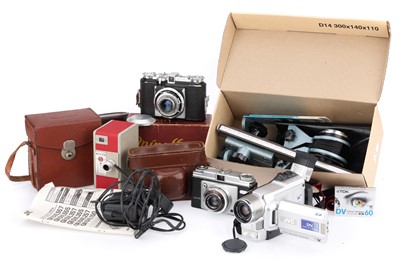 Lot 488B - A Mixed Group of Cameras and Photographica