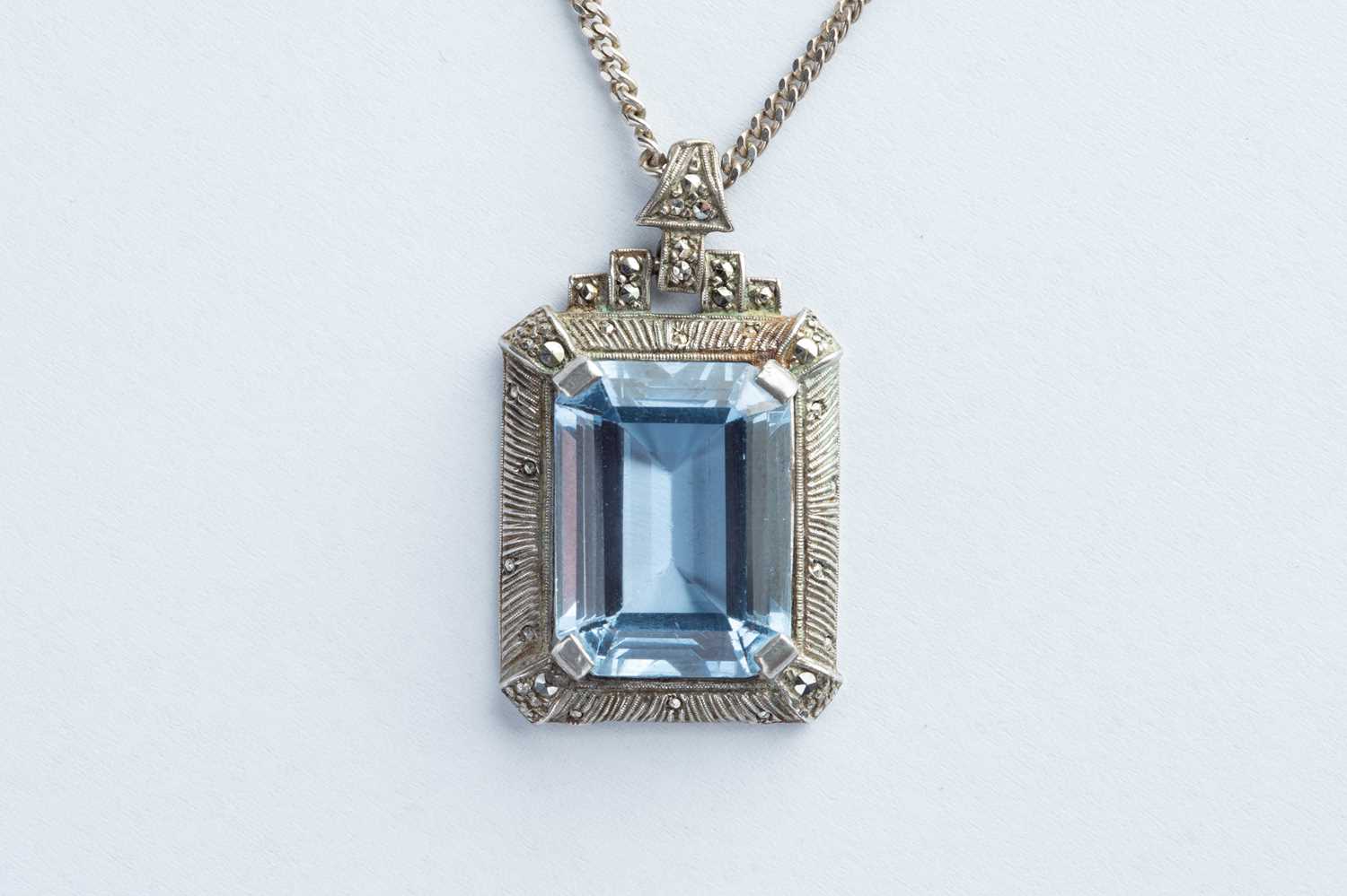 Lot 76 - A Silver Art Deco Style Blue Paste & Marcasite Pendant Necklace