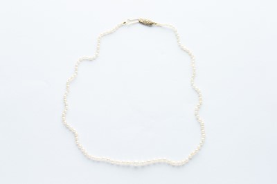 Lot 80 - A Single String Cultured Pearl Necklace