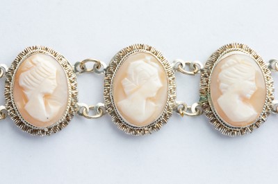 Lot 105 - A Collection of Two Shell Cameo Brooches & Bracelet