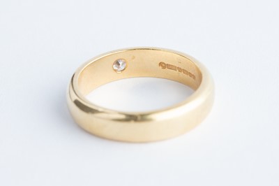 Lot 117 - A 18ct Gold Diamond Ring