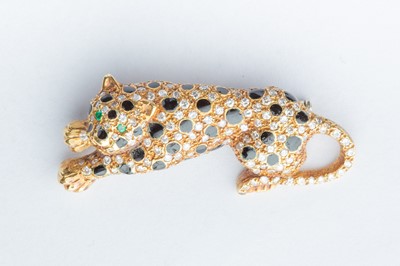 Lot 83 - A Fine 18ct Gold & Diamond Leopard Brooch