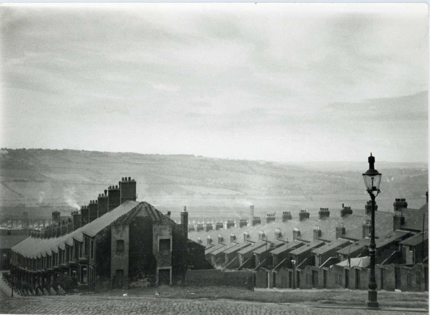 Lot 76 - EDWIN SMITH (1912-1971), Newcastle