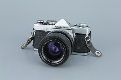 Lot 251 - An Olympus OM-1n SLR Camera