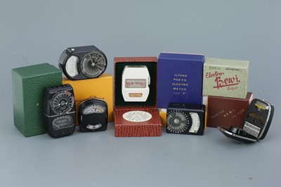 Lot 590 - A Selection of Various Light Meters