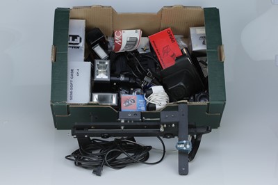 Lot 602 - A Selection of Various Cameras & Accessories