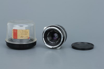 Lot 607 - A Carl Zeiss Tessar f/2.8 50mm Lens