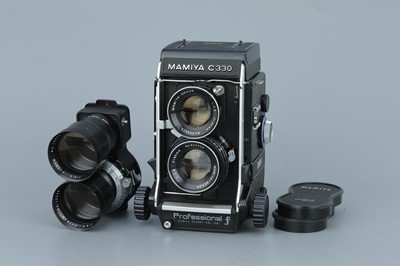 Lot 446 - A Mamiya C330 Professional TLR Camera