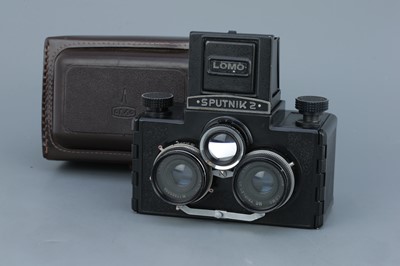 Lot 527 - A Sputnik 2 Stereo Medium Format Camera