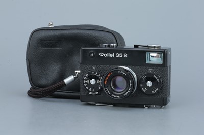 Lot 375 - A Rollei 35 S Compact Camera