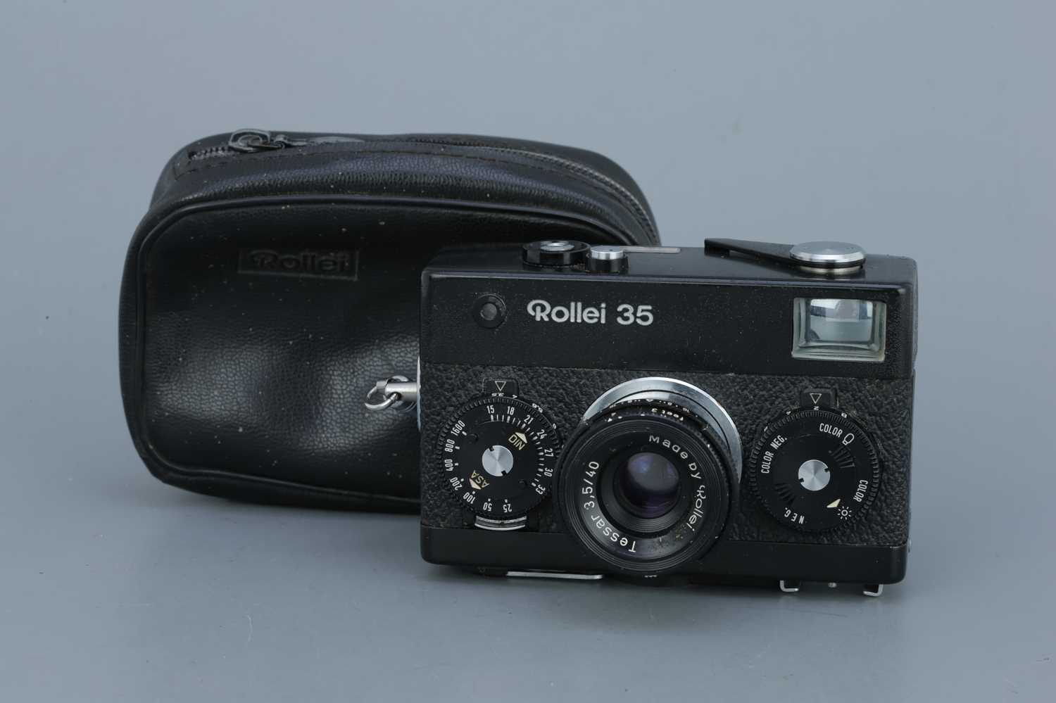 Lot 376 - A Rollei 35 Compact Camera