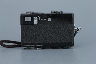 Lot 376 - A Rollei 35 Compact Camera