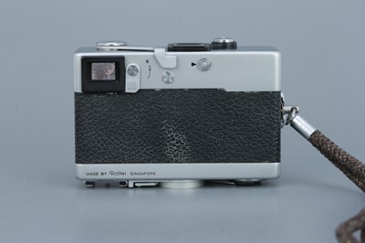 Lot 378 - A Rollei 35 SE Compact Camera