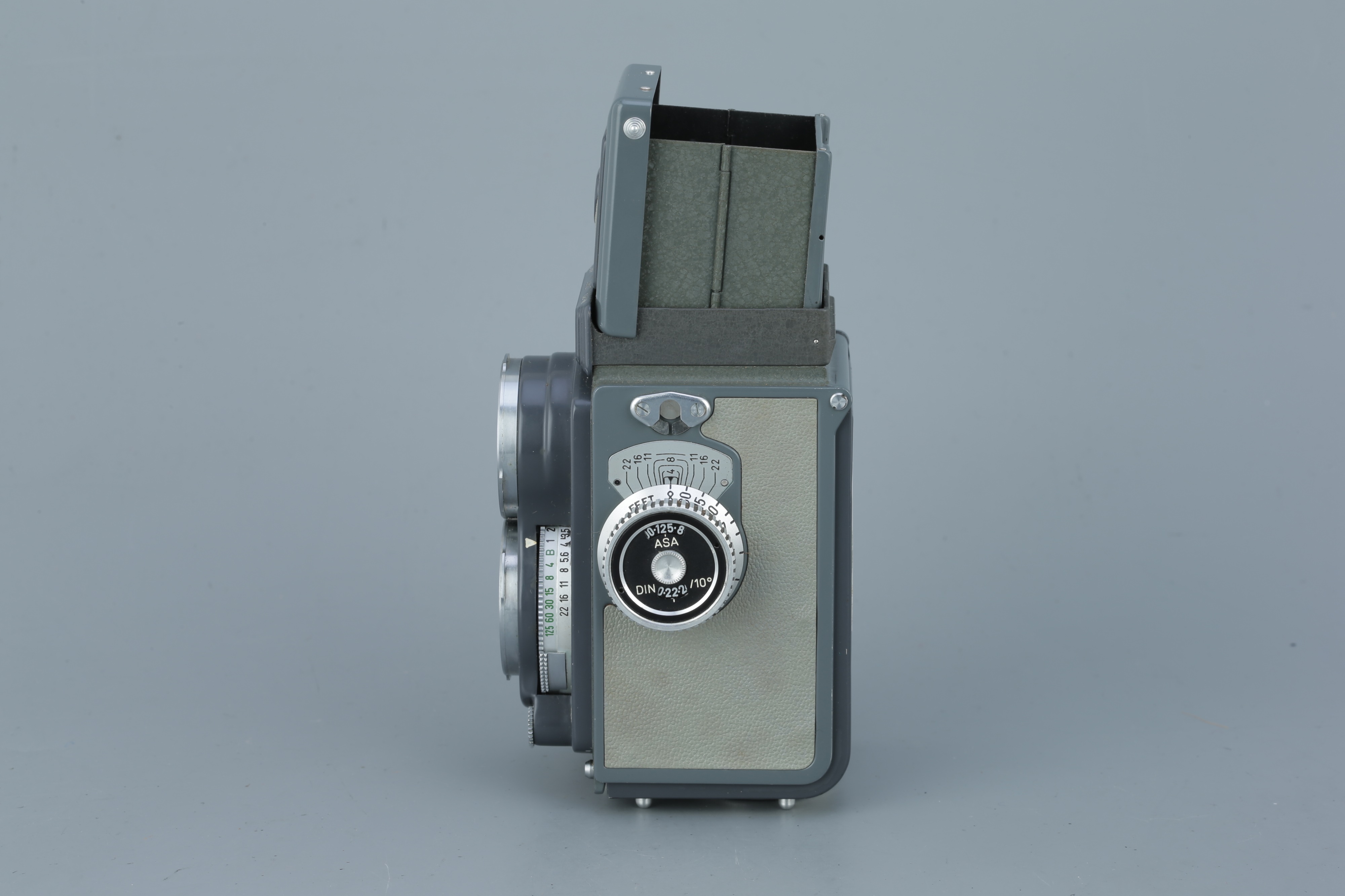Lot 504 - A Rollei Baby Rolleiflex Grey 4x4 TLR Camera,