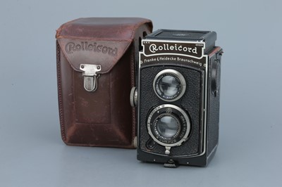 Lot 507 - A Rollei Rolleicord I TLR Camera