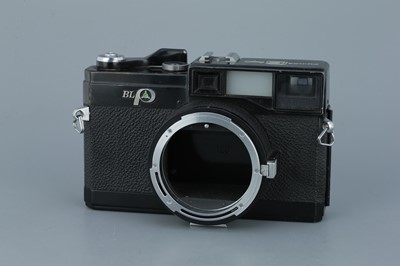 Lot 511 - A Fuji FUjica G690 BLP Rangefinder Body