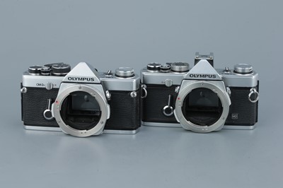 Lot 248 - An Olympus OM-2n SLR Body