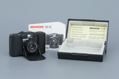 Lot 392 - A Minox 35 PL Camera