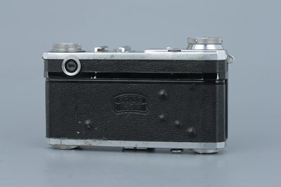 Lot 382 - A Zeiss Ikon Contax II Rangefinder Camera