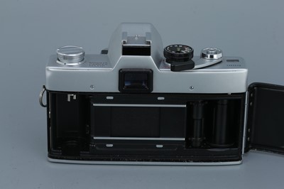 Lot 383 - A Minolta SRT 101 SLR Camera