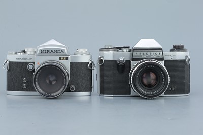 Lot 384 - A Selection of Various SLR Cameras