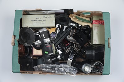 Lot 584 - A Selection of Various Camera Accessories