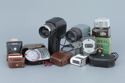 Lot 583 - A Selection of Various Light Meters