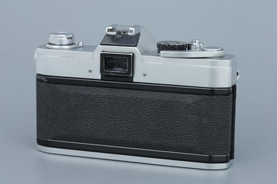 Lot 304 - A Canon T90 SLR Camera