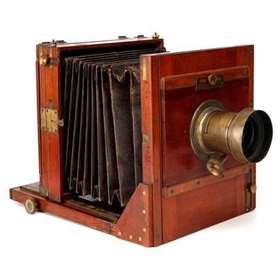 Lot 377 - A H. Moorse New Folding Whole Plate Mahogany Tailbaord Camera