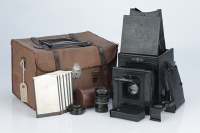 Lot 676 - A Thornton Pickard Special Ruby Reflex Camera