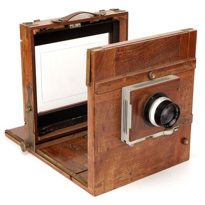 Lot 383 - An Unmarked Continental Whole Plate Mahogany Tailbaord Camera