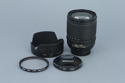 Lot 244 - A Nikon AF-S Nikkor f/3.6-5.6 18-135mm DX ED Lens