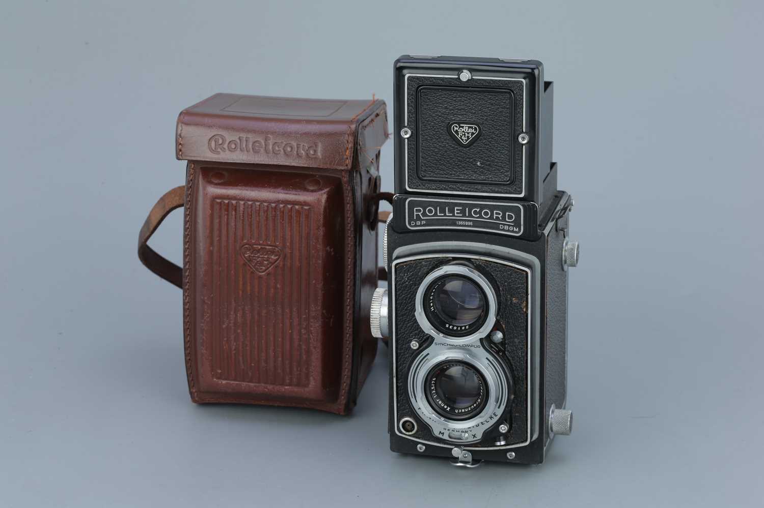 Lot 548 - A Rollei Rolleicord IV TLR Camera